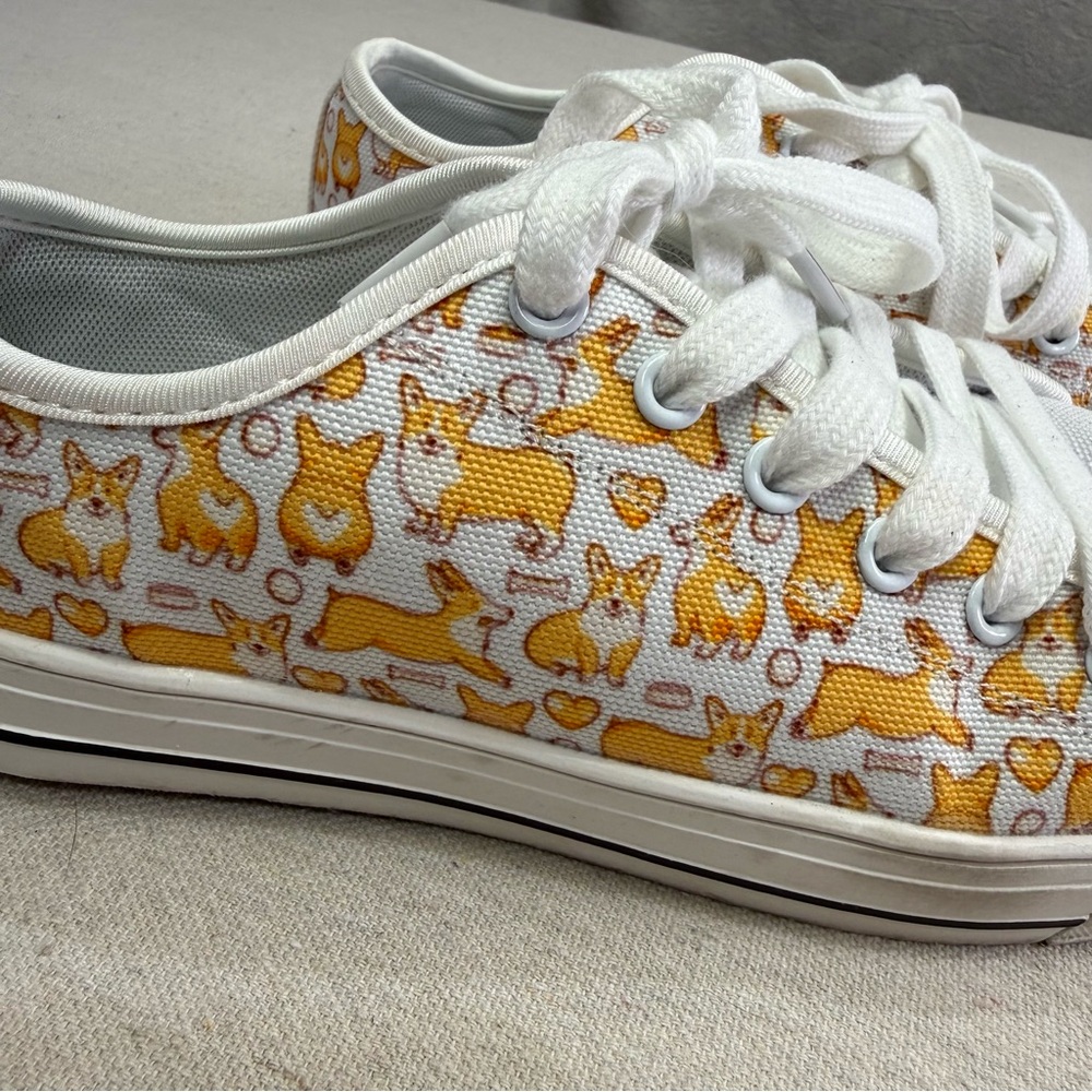 Corgi Print Canvas Sneakers White Lace Up Shoes Womens Size 6 EU 37 - Super Cute